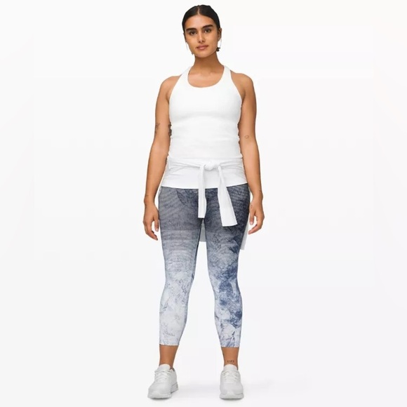 LULULEMON EBB TO TRAIN TIGHT LEGGINGS WASH TIE DYE MARBLE STRIPES NAVY BLUE NWT - Picture 2 of 12